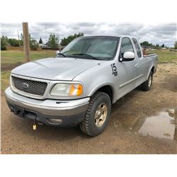 2003 Ford F150 XLT, V8, 5.4 Triton, Grey, newer tires, EXT cab, 2WD,AC, PS,PB, Needs Repairs