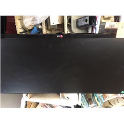 2 LG 30" Monitors (2014) #29UM65-P #29UM65-P