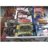 Image 1 : LARGE BOX OF COLLECTABLE HOT WHEELS AND OTHER TOY CARS