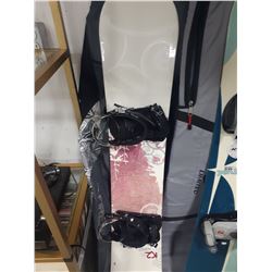 K2 SNOWBOARD WITH BAG