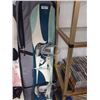 Image 1 : GREEN SNOWBOARD W/ BAG AND BINDINGS