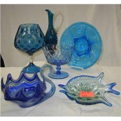 1960 ART GLASS LOT INCLUDES FISH BOWL, SWAN DISH,