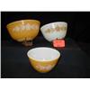 Image 1 : PYREX 3 PC MIXING BOWL SET, GRADUATED, GOLD/WHITE