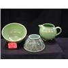 Image 1 : AMERICAN POTTERY, GREEN BATTER BOWLS and PITCHER 