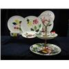 Image 1 : HND. PTD. DINNERWARE INCLUDES (4) 9 1/2in PLATES 