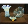 Image 1 : BLUE IRIDESCENT 3 PC VASE 7in (W/LARGE BASE FLAKE