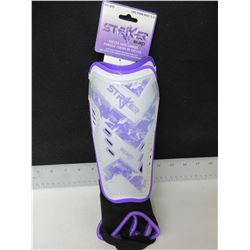 New pair of Striker Soccer Shin Pads for ages 3-5 / pee-wee