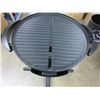 Image 2 : New George Forman Indoor-Outdoor Electric Grill / 240sq in. great for balconies