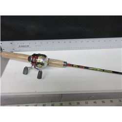 New Crappie Maxx Junior Fishing Rod and Reel / 4'- 6" action ultra light