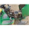 Image 6 : JOHN DEERE GT225 LAWN MOWER