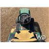 Image 5 : JOHN DEERE 320 LAWN MOWER