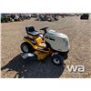Image 2 : CUB CADET LT1045 LAWN MOWER