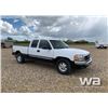 Image 2 : 2003 GMC SIERRA 1500 E-CAB PICKUP