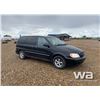 Image 2 : 2005 KIA SEDONA MINI-VAN