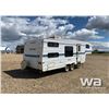 Image 3 : 1998 FRONTIER W255 5TH WHEEL TRAVEL TRAILER