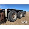 Image 17 : 2000 FREIGHTLINER FL120 TRI-DRIVE WINCH TRACTOR