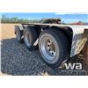 Image 18 : 2000 FREIGHTLINER FL120 TRI-DRIVE WINCH TRACTOR