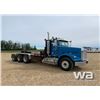 Image 2 : 2000 FREIGHTLINER FL120 TRI-DRIVE WINCH TRACTOR
