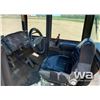 Image 7 : 1980 VERSATILE 835 4WD TRACTOR