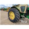 Image 9 : JOHN DEERE 4010 TRACTOR