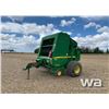 Image 1 : 2010 JOHN DEERE 568 ROUND BALER