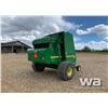 Image 3 : 2010 JOHN DEERE 568 ROUND BALER