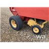 Image 6 : 1999 NEW HOLLAND 688 ROUND BALER