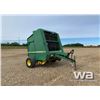 Image 2 : JOHN DEERE 530 ROUND BALER