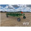 Image 4 : FRONTIER 12 WHEEL V-HAY RAKE