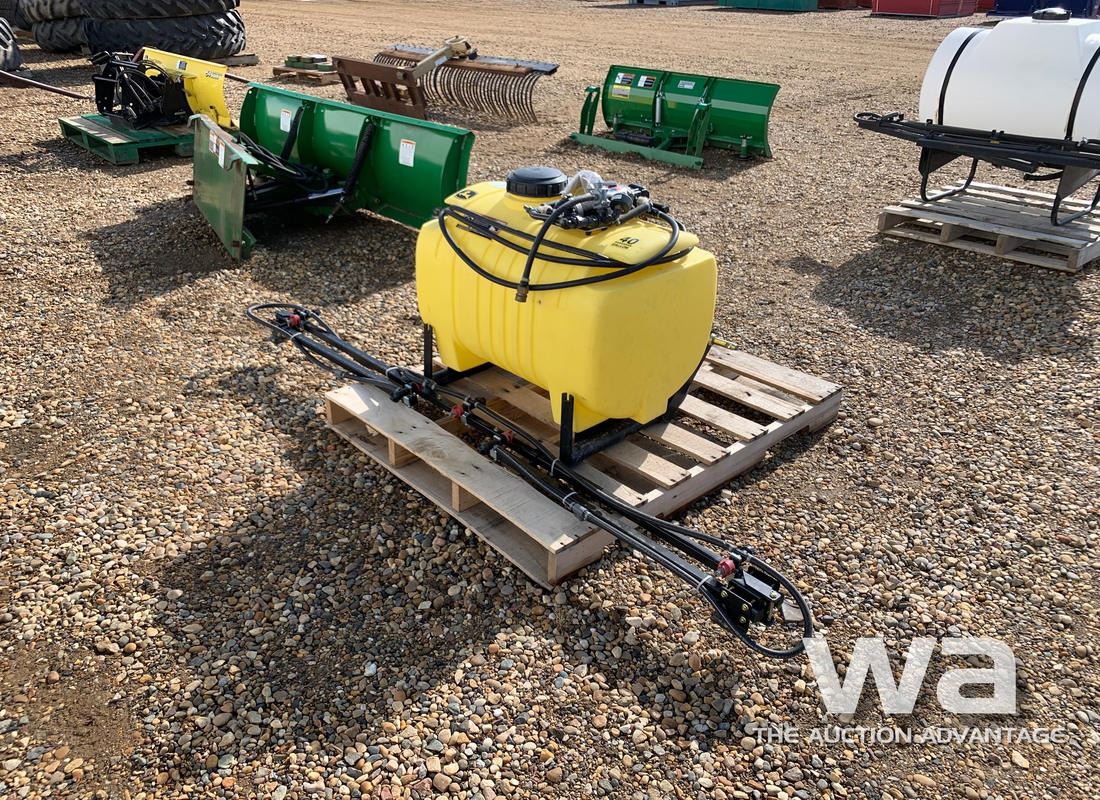 JOHN DEERE 40 GAL. 3 PT. HITCH SPRAYER