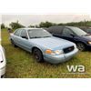 Image 2 : 2003 FORD CROWN VICTORIA CAR