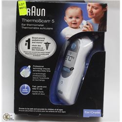 BRAUN THERMOSCAN 5 EAR THERMOMETER