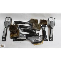 BOX OF TIRE BRUSHES