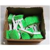 Image 1 : BOX OF EXTRA SOFT WASH BRUSHES
