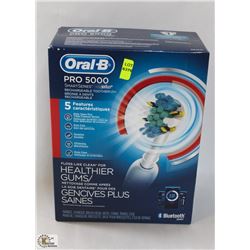 ORAL B PRO 5000 ELECTRIC TOOTH BRUSH