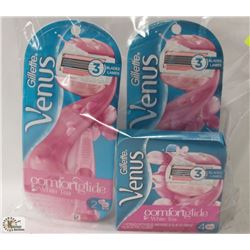 BAG OF GILLETTE VENUS RAZORS WITH REPLACEMENT