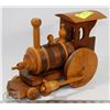 Image 1 : VINTAGE WOODEN TRAIN