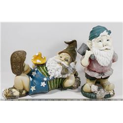 PAIR OF GARDEN GNOMES
