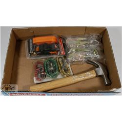 FLAT OF RATCHET STRAPS, BUNGEE CORDS AND HAMMER