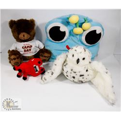 ESTATE BOX OF STUFFED ANIMALS INCLUDING MINECRAFT