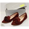 Image 1 : PAIR OF NEW LADIES BURGUNDY STEVEN ELLA