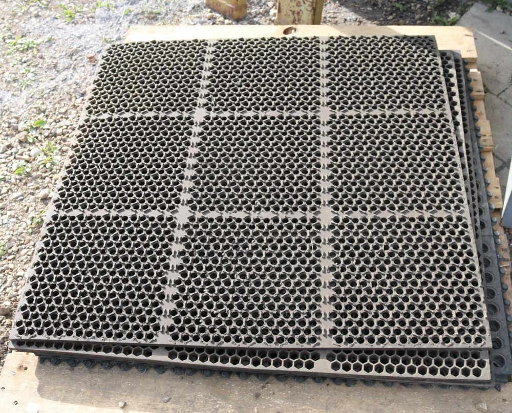 LOT OF FIVE 3FT X 3FT RUBBER CONCRETE MATS