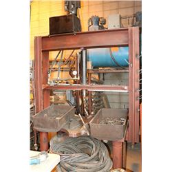 ELECTRIC PRESS, 3000LB CAPACITY