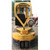 Image 2 : OLDER HYSTER MODEL 40 FORKLIFT, REBUILT MOTOR &