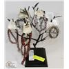 Image 1 : DISPLAY TREE WITH MAGNETIC JEWELRY