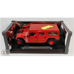 NEW MAISTO 4 DOOR HUMMER RED