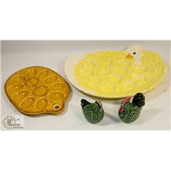 PAIR OF VINTAGE EGG TRAYS