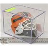 Image 1 : FLYER MINI HELMET AUTOGRAPHED BY BERNIE PARENT.