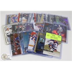 LOT OF 28 WAYNE GRETZKY HOCKEY CARDS - ASSORTED