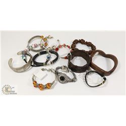 BAG WITH ASSORTED BRACELETS INCL LEATHER & TIBETAN